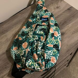 Kavu Sling Crossbody bag